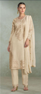 SAMIRA by Sayuri Designer 5816